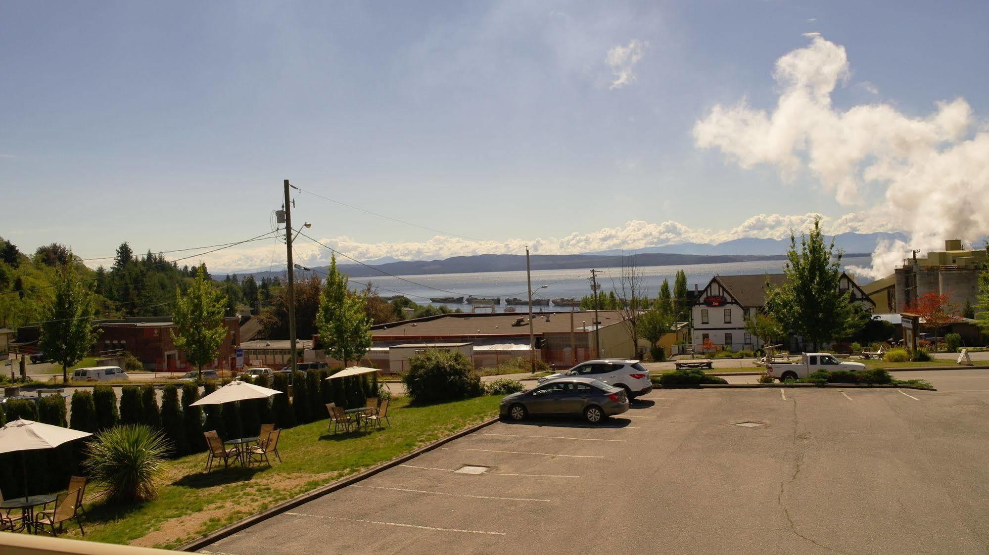 Island View Lodge Powell River Buitenkant foto