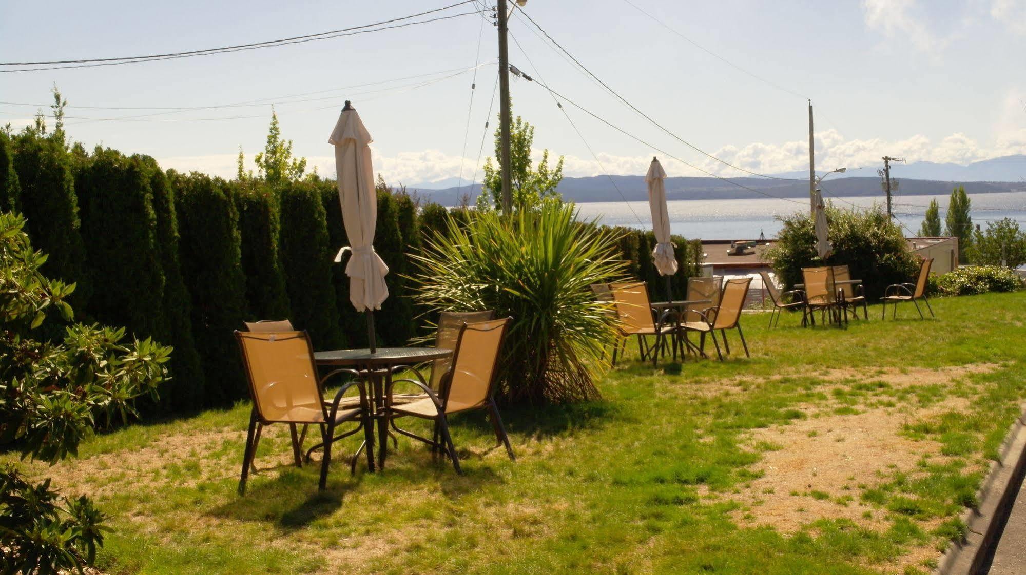 Island View Lodge Powell River Buitenkant foto